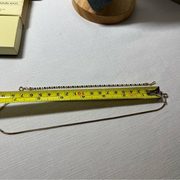 New Avon GALAXY OF COLOR Gold-tone V-Necklace & Tennis Bracelet - Picture 8 of 8